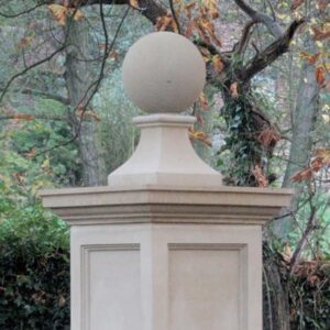 FN2-Ball-and-Base---230mm-Diameter-Acanthus-Cast-Stone