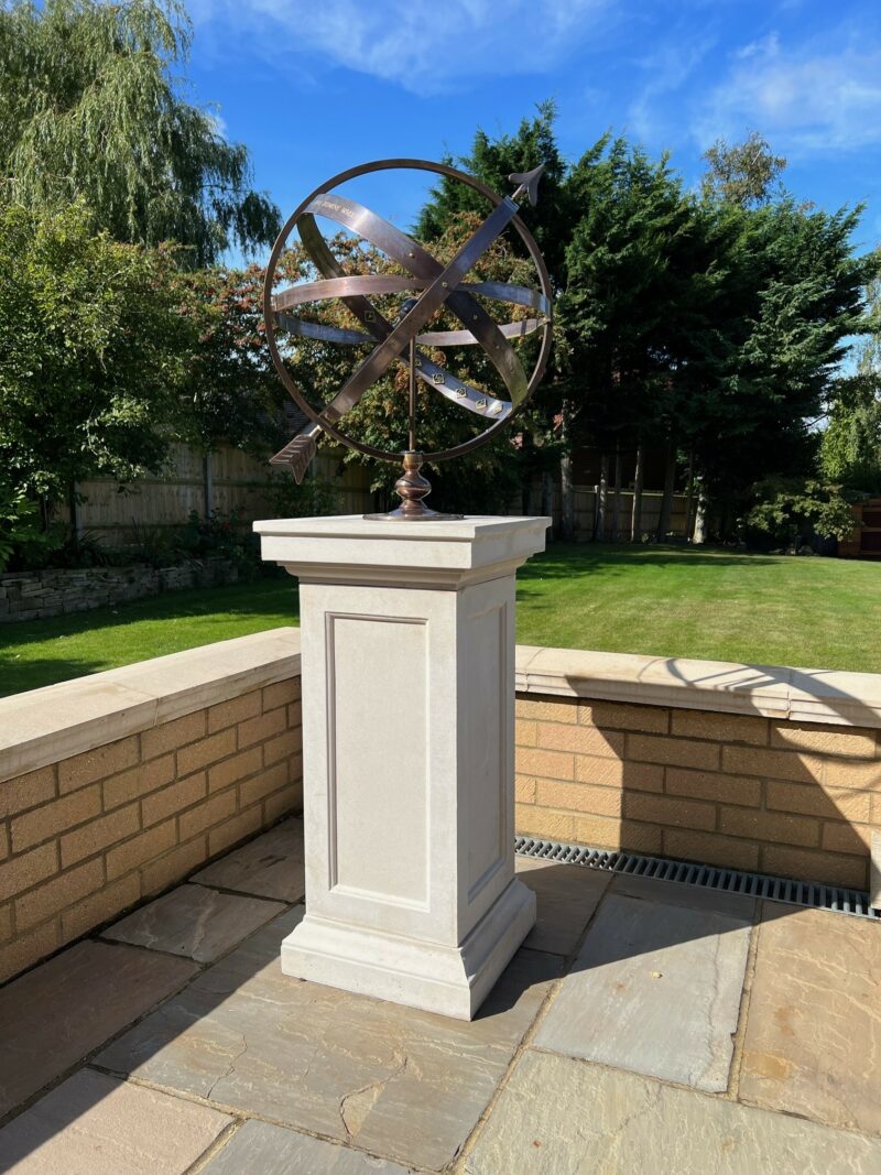 SD110-Sundial-Plinth-Portland-Acanthus-Cast-Stone