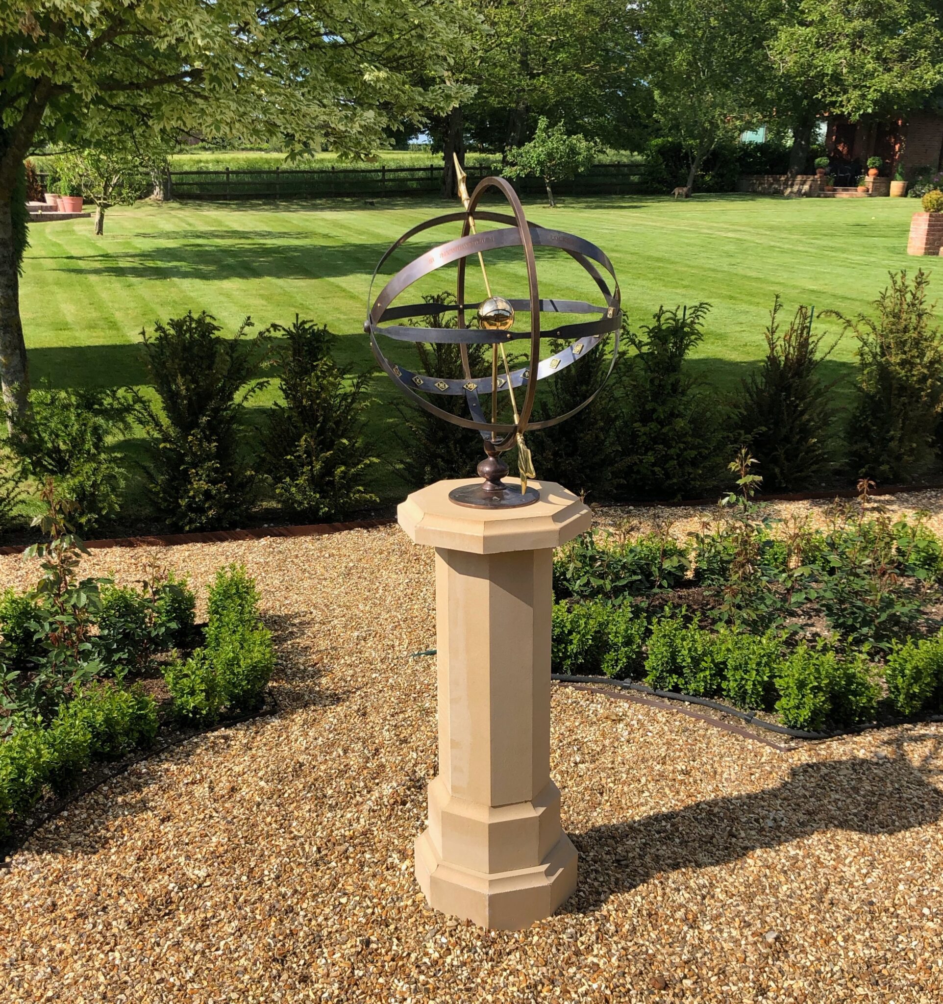 SD61 Large Gothic Sundial Plinth Acanthus Cast Stone