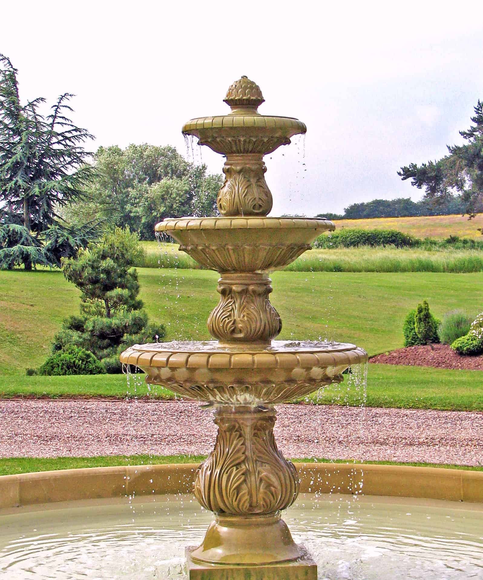 5 benefits Fountains & Pool Surrounds provide to your landscape-acanthus-cast-stone